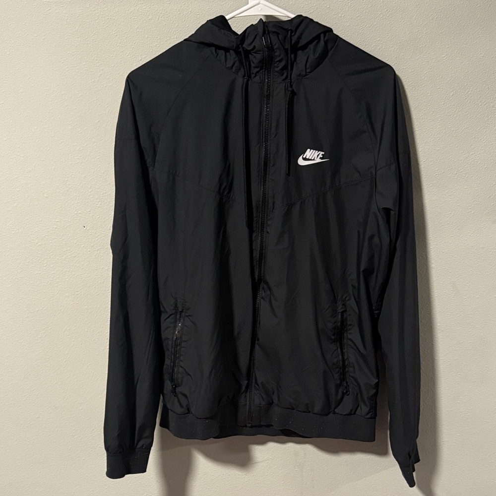 Nike Men's Black Windbreaker Jacket